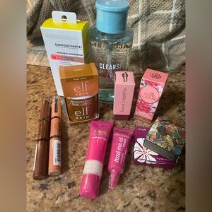 Large NEW make up bundle